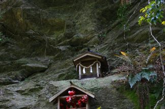 猿神社