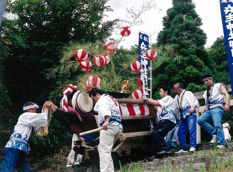 ゴザ船形山車