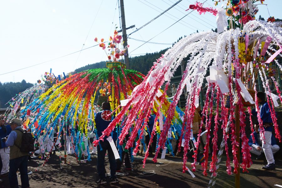 八幡神社花祭り1