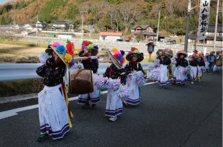 八幡神社渡り拍子2