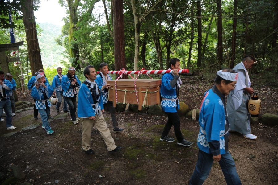 梶並神社当人祭1