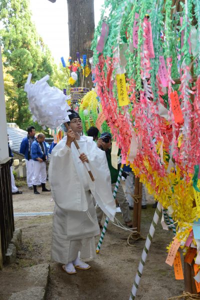 八幡神社花祭り2