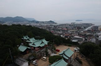 神社と旧港町